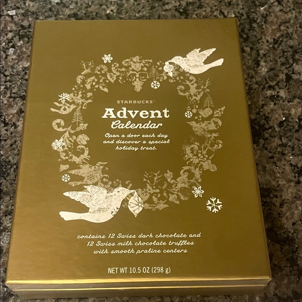 Starbucks Elegant Gold Advent Calendar